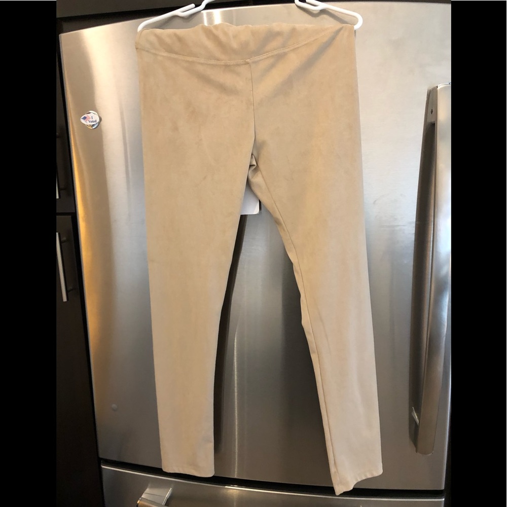 Shinestar super soft suede like leggings, NWT,  L